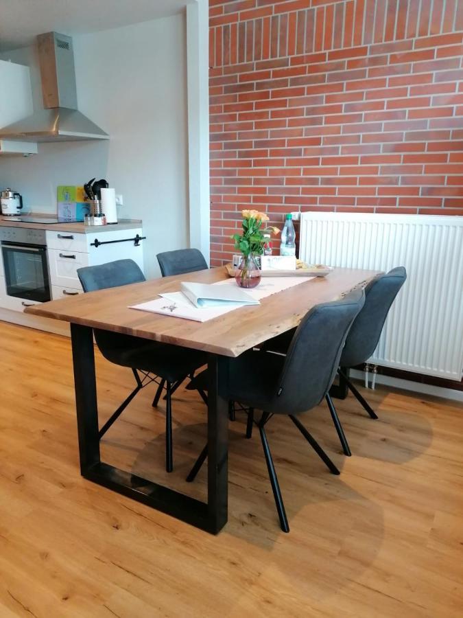 Ferienwohnung Seebaer Emden Bagian luar foto